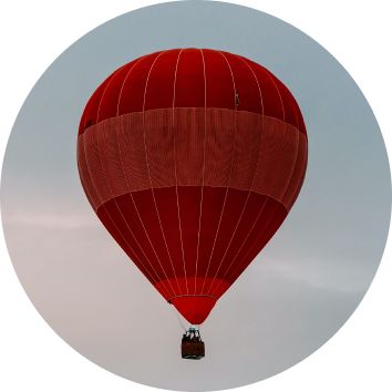 Ballonfahrt im Winter © Unsplash