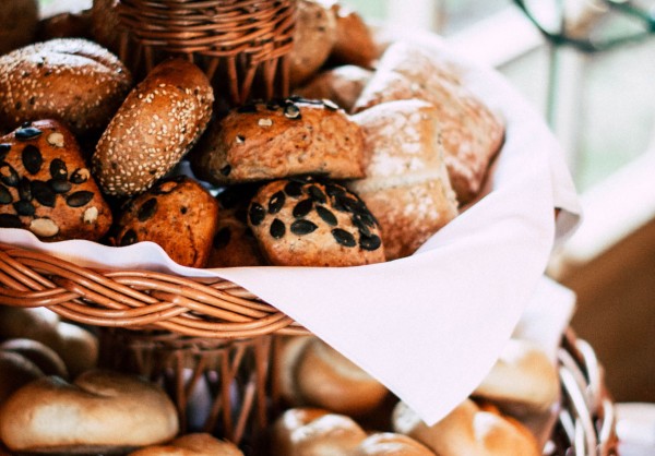 Brötchen und Gepäck zum Frühstück © SalzburgerLand Tourismus - Lisa-Marie Huber