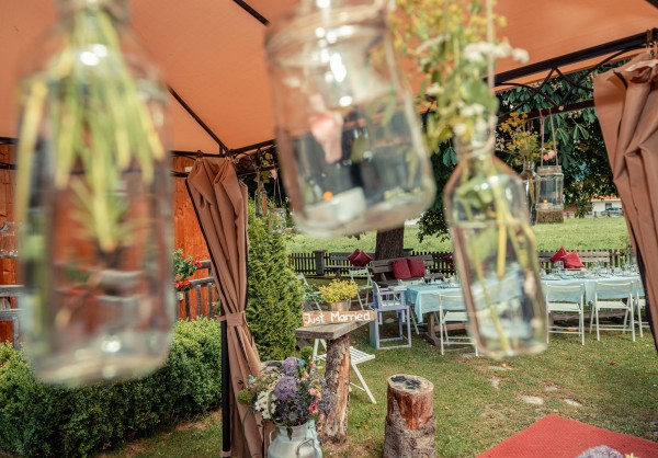 Dekorierter Garten für Events