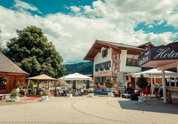 Außenansicht Hotel Scheffer Hochzeitsvorbereitung