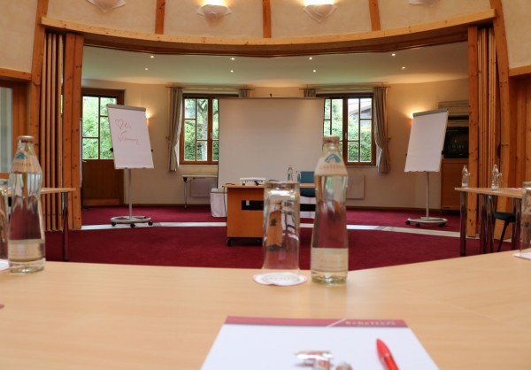 Präsentationsbereich im Seminarraum