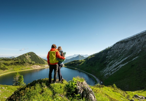 Wanderung zum Bergsee © Altenmarkt-Zauchensee Tourismus - Lorenz Masser 